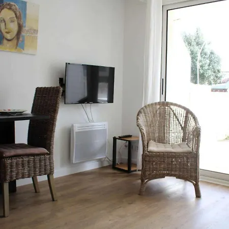2 Pieces Avec Piscine Et Acces Direct A - Fr-1-246-275 شقة Châtelaillon-Plage